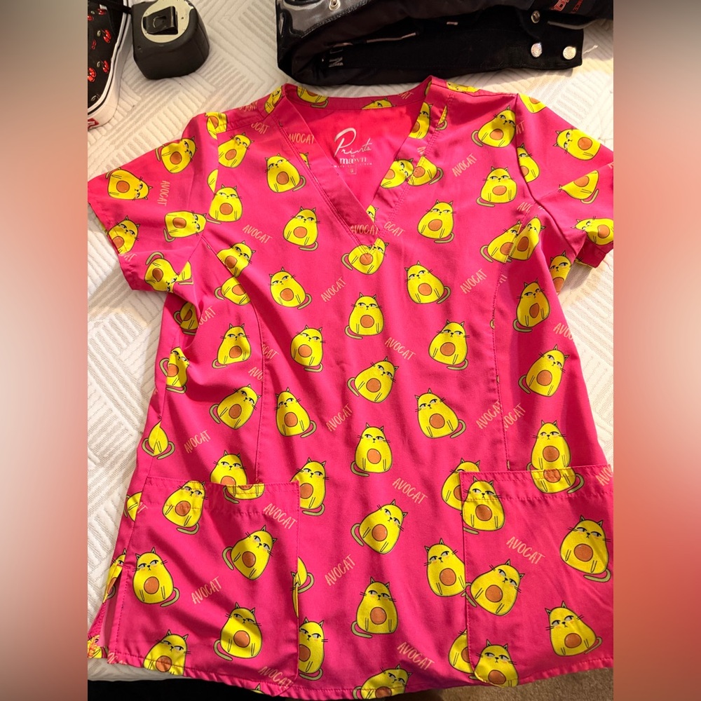 Maevn Women's Scrub Top